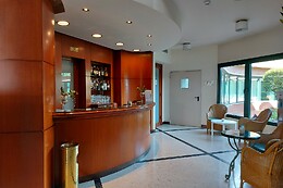 Phi Hotel Emilia