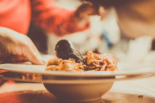 Taller de paella, degustación de tapas y visita al mercado de Ba - Almuerzo (a partir de las 15.00 horas)
