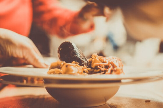 Taller de paella, degustación de tapas y visita al mercado de Ba - Almuerzo (a partir de las 15.00 horas)