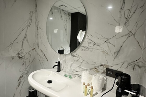 A LADELA HOTEL - photo 8