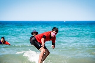 Una clase de surf para 1 en South Coast en Vejer de la Frontera (Cádiz)