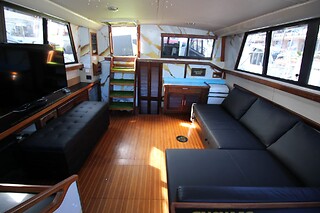 Una noche en el barco para 4 en Diamond Boat Party en Sant Adrià de Besòs (Barcelona)