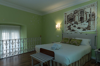 Una noche en habitación king size con desayuno para 2 en Hotel Palacio Valderrábanos**** en Ávila
