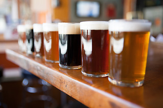 Cerveza Artesanal Génesis y Cremas de Licor y Vermuts MAKMA spirit drinks en Fávara (Valencia)