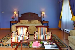 HOTEL DOÑA MAFALDA DE CASTILLA