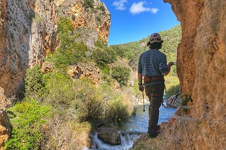 Una experiencia de vía ferrata y barranco para 2 en Amadablam Aventura en Guadarrama (Madrid)