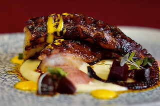 Una comida o una cena para 2 en Restaurante Artemisa Moulin Lounge en Madrid