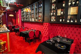 Una comida o una cena para 2 en Restaurante Artemisa Moulin Lounge en Madrid