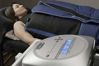 Un tratamiento de rejuvenecimiento facial para 1 en Venus Dermoestética en Collado Villalba (Madrid)
