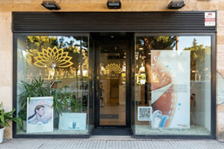 Un tratamiento de rejuvenecimiento facial para 1 en Venus Dermoestética en Collado Villalba (Madrid)