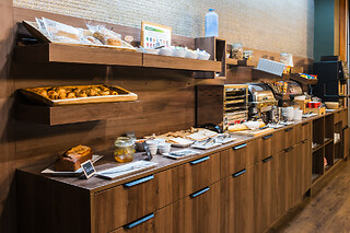 Una noche en habitación superior con bañera hidromasaje y desayuno para 2 en Alda Carballo*** en Carballo (A Coruña)