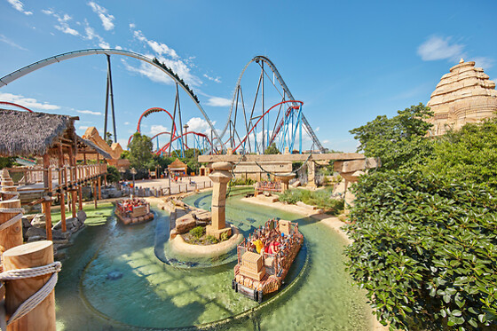 PortAventura - 1 día / 1 parque / 2 adultos + 1 niño