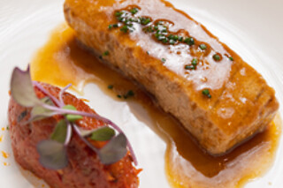 Una comida o cena gourmet premium para 2 en Tradevo Centro en Sevilla