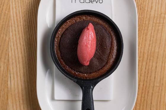 Una comida o cena gourmet premium para 2 en Tradevo Centro en Sevilla