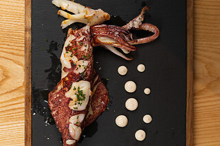 Una comida o cena gourmet premium para 2 en Tradevo Centro en Sevilla