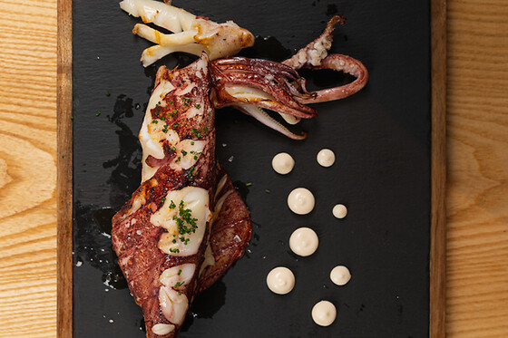 Una comida o cena gourmet premium para 2 en Tradevo Centro en Sevilla