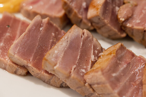 Una comida o cena gourmet premium para 2 en Tradevo Centro en Sevilla