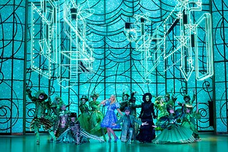 Multi-Espectáculo - Wicked / Los Miserables + 1 noche