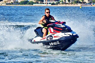 Una excursión en dos jet ski para 4 en Adventure Jetski en San Pedro del Pinatar (Murcia)