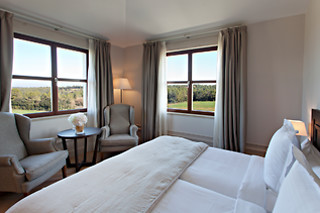 Una noche en habitación premium con desayuno para 2 en Hotel Casa Anamaria**** en Ollers (Girona)