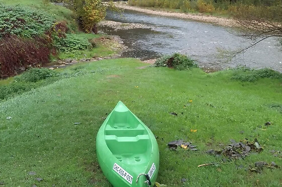 Un descenso en canoa por el Río Sella con picnic para 1 en Zenit Experiencias en Arriondas (Asturias)