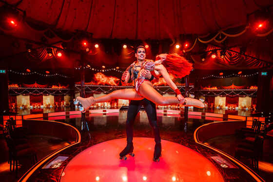 Una entrada al show Vegas Rouge para 2 en Sala Scala en San Bartolomé de Tirajana (Las Palmas)