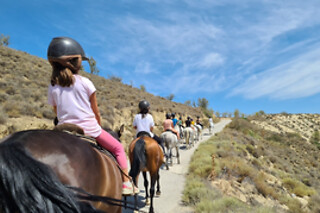 Un paseo tranquilo a caballo para 2 en la Finca Malpasillo en Las Gabias (Granada)