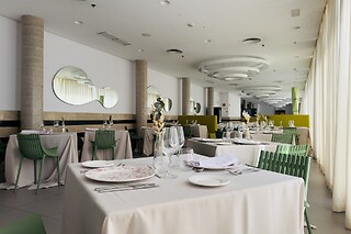 Una noche con desayuno para 2 en Hotel Palacio Albacete**** en Albacete