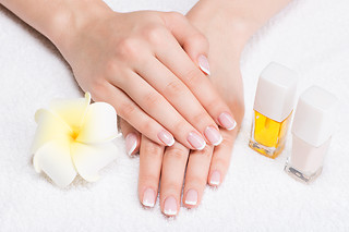 Una manicura para 1 en Belleza cuerpo salud en Fuenlabrada (Madrid)