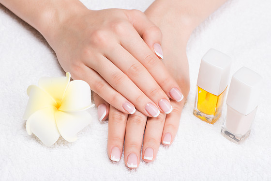 Una manicura para 1 en Belleza cuerpo salud en Fuenlabrada (Madrid)