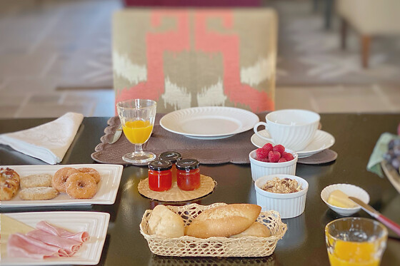 Una noche en Suite con desayuno para 2 en Castillo de Corvinos en Albero Alto (Huesca)