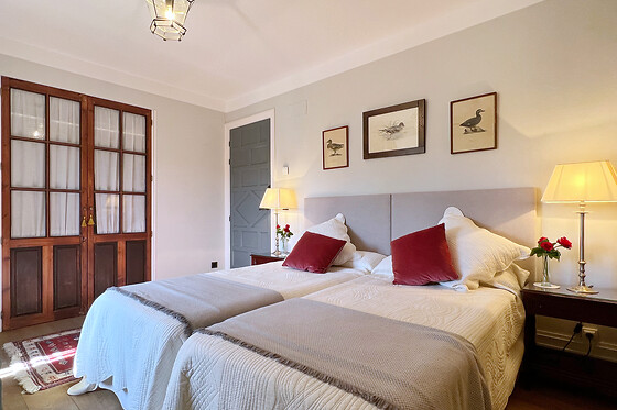 Una noche en Suite con desayuno para 2 en Castillo de Corvinos en Albero Alto (Huesca)