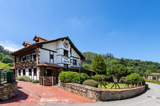 Dos noches para 2 en Posada Restaurante Prada a Tope*** en Treceño (Cantabria)