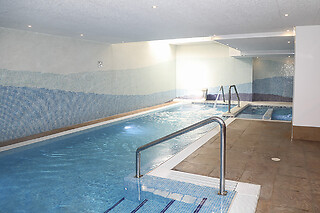 Un masaje en pareja y un circuito spa para 2 en Calma Beauty & Spa en Fuengirola (Málaga)