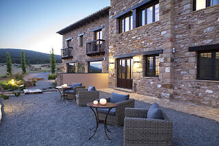 Una noche con experiencia bienestar para 2 en Mas de Cebrián** en Puertomingalvo (Teruel)
