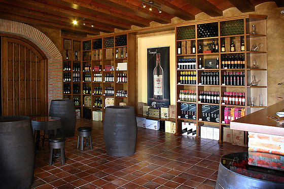 BODEGAS RUIZ TORRES - photo 3