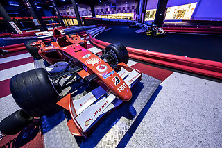 Tres sesiones en Kart RT8 y experiencia simulador SimRacing para 1 en Karting Racing Dakart Valencia en Burjassot (Valencia)