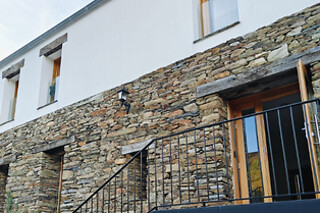 Una noche con desayuno para 2 en Hotel Triacastela** en Triacastela (Lugo)