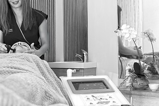 Una sesión facial con biopen Q2 y ácido hialurónico para 1 en Serenity By Rebeca en Córdoba