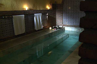 Un tratamiento corporal para 2 en Cuevas Hammam Abuelo José en Guadix (Granada)