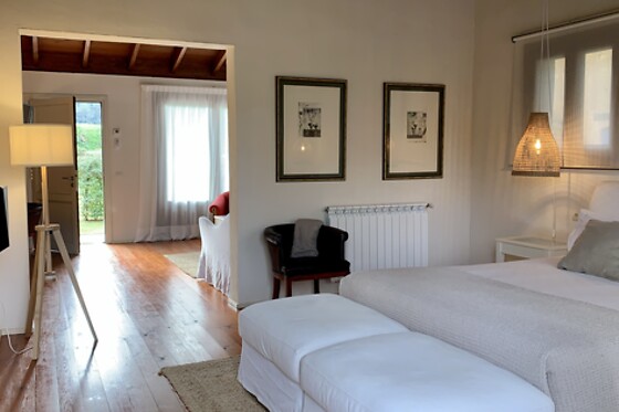 Una noche con desayuno para 2 en Hotel Masía La Palma en Espinavessa (Girona)