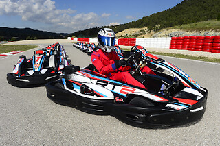 Una tanda cronometrada en Kart Sodi RT8 y carrera para 1 en Escuela Circuit Valencia en Cheste (Valencia)