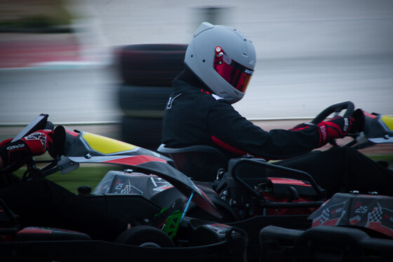 Una tanda en kart para 3 en Fast Kart Murcia en Murcia