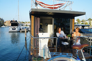 Una noche para 2 en Little París- La Mansion Bateau en San Roque (Cádiz)