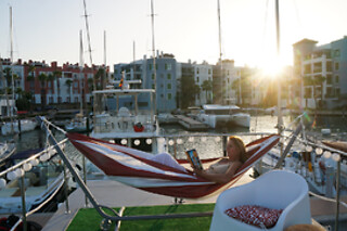 Una noche para 2 en Little París- La Mansion Bateau en San Roque (Cádiz)