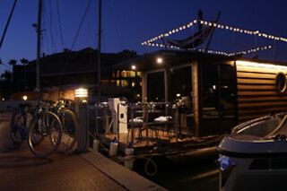 Una noche para 2 en Little París- La Mansion Bateau en San Roque (Cádiz)