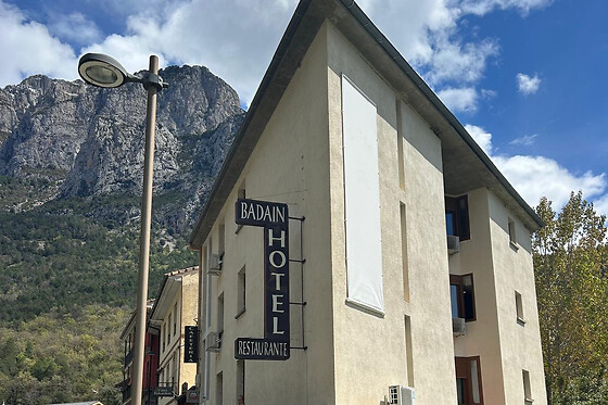 HOTEL BADAIN - photo 11