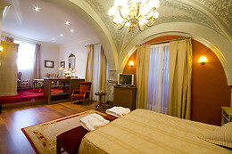 HOTEL PALACIO DE LA MAGDALENA