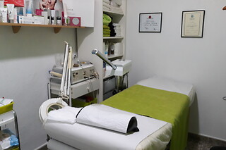 Un tratamiento facial con caviar para 1 en Terapias Tere y Estética en Sant Boi de Llobregat (Barcelona)