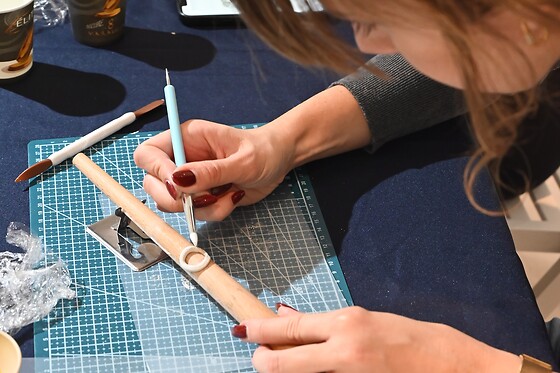 Un Taller de Joyería con Silver Clay para 1 en El Puente Gallery en Madrid
